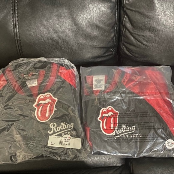 THE ROLLING STONES OFFICIALLY LICENSED JUNIORS SIZE VARSITY JACKET! BRAND NWT !! - Picture 4 of 5